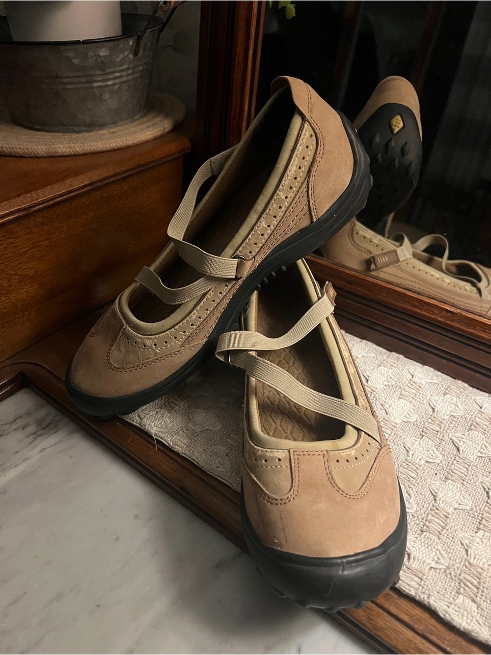 LAND'S END Classic Mary Jane Strappy Walking Flats Tan Black Women's Size 8